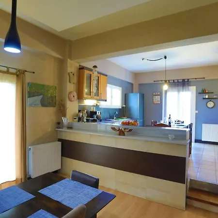 Mavrikia Villa